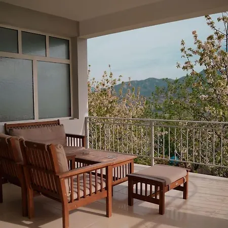 Elimelivelaj بيت للعطل