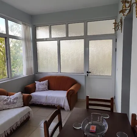 بيت للعطل Elimelivelaj *