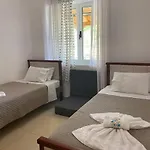 Elimelivelaj Nyaraló Përmet